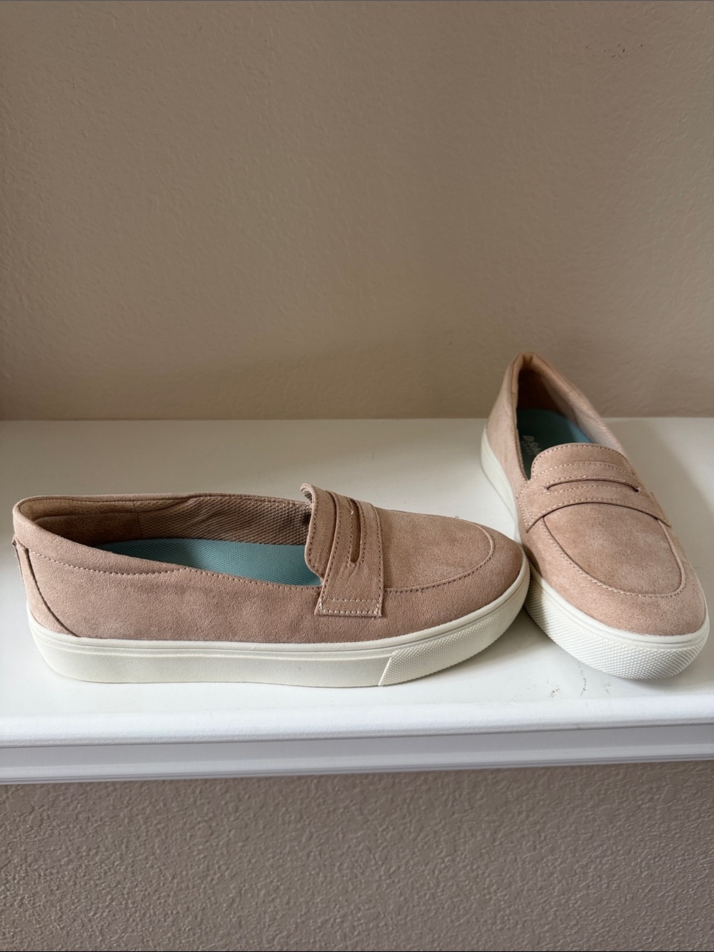 Dr. Scholl's Tan Suede Slip-On Penny Loafers brand new never worn